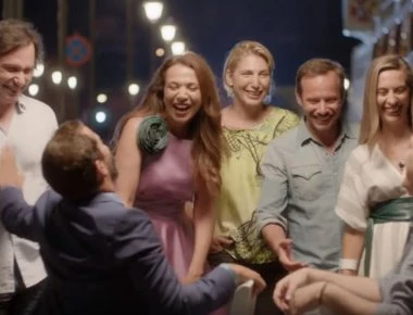 «Μου έδωσαν συγχαρητήρια για την ερμηνεία μου στο Λόγω Τιμής- Mόνο που δεν έχω παίξει ποτέ εκεί» (βίντεο)